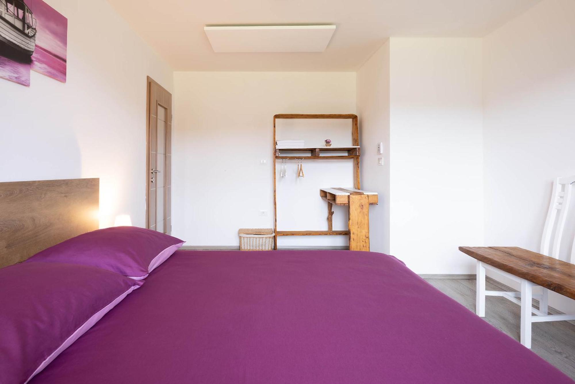 Touristfarm - Apartments "Red Fairytale" Marezige Exteriér fotografie